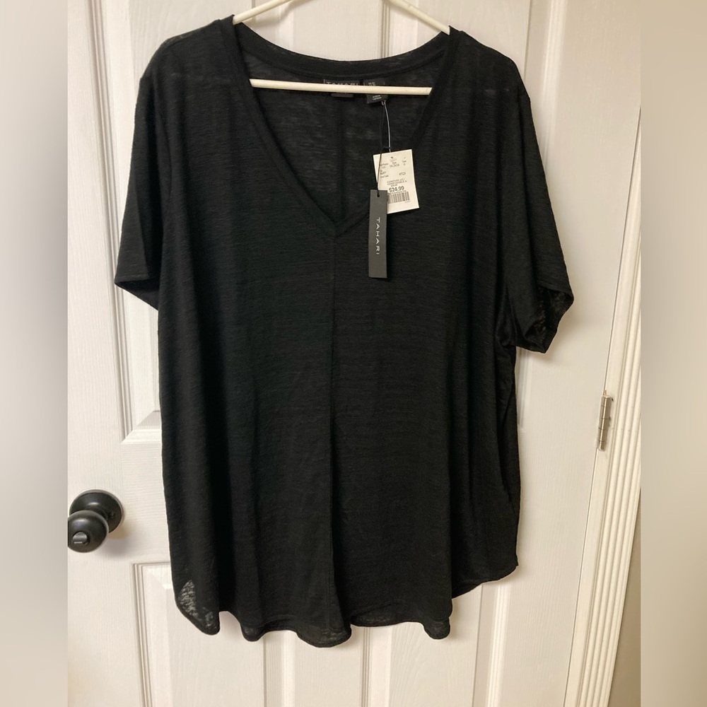 Tahari 2X Black Linen Tee